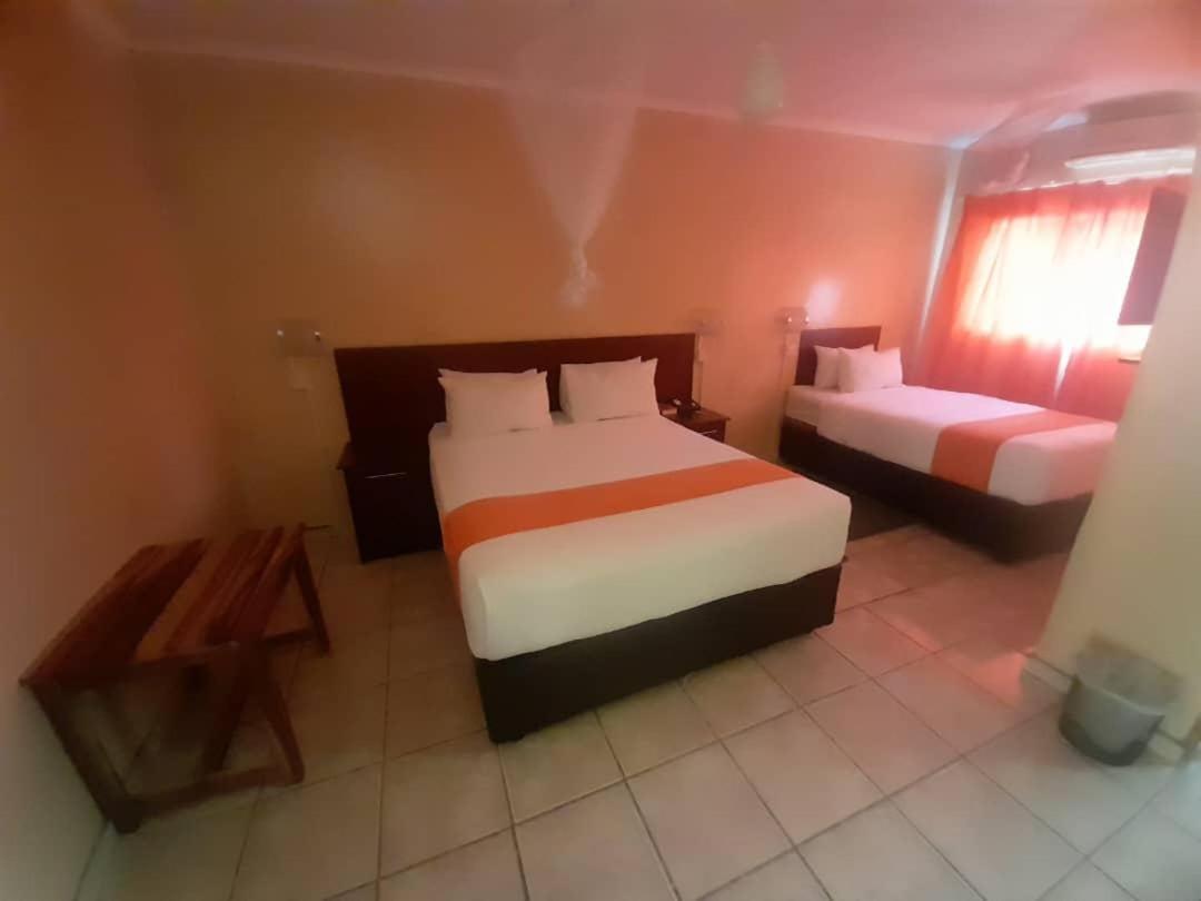 Nkanga Hotel Касане Экстерьер фото
