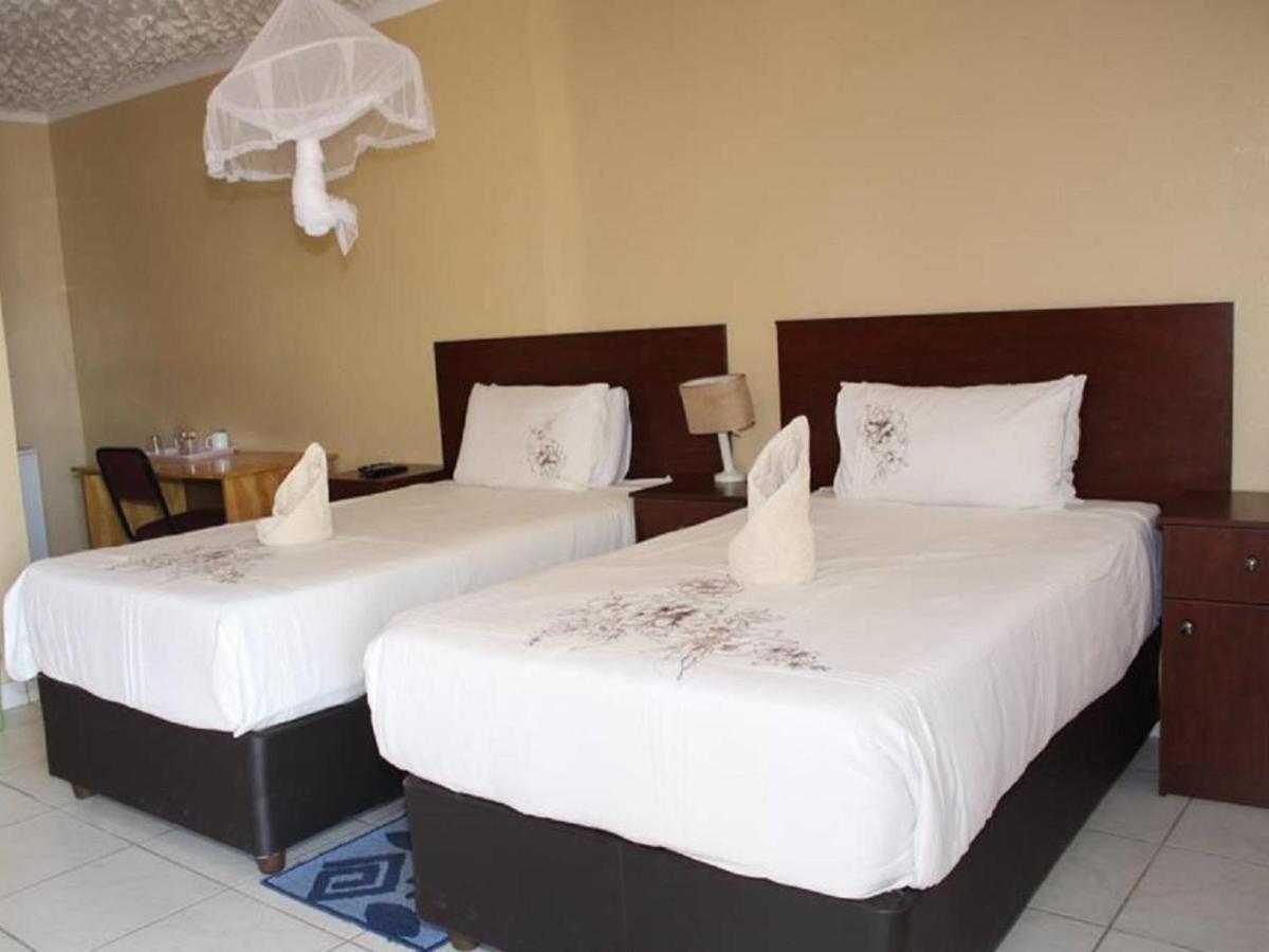 Nkanga Hotel Касане Экстерьер фото